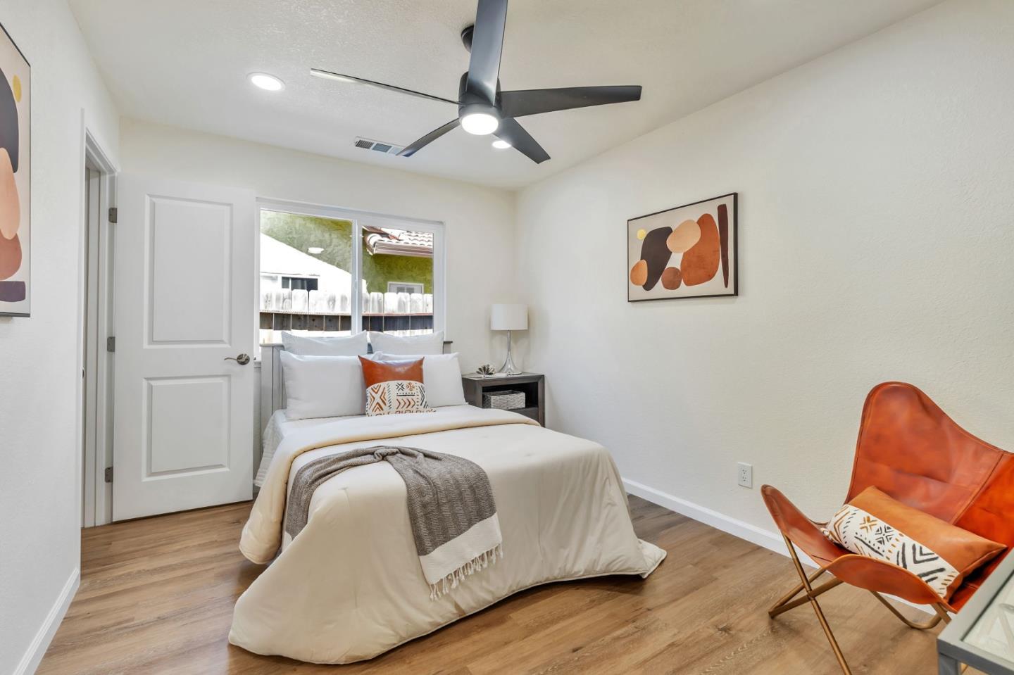 Detail Gallery Image 29 of 44 For 235 N 1st St, Los Banos,  CA 93635 - 4 Beds | 3 Baths