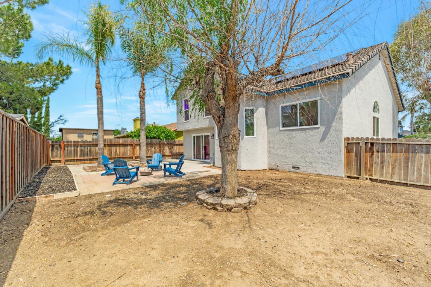 Detail Gallery Image 33 of 44 For 235 N 1st St, Los Banos,  CA 93635 - 4 Beds | 3 Baths