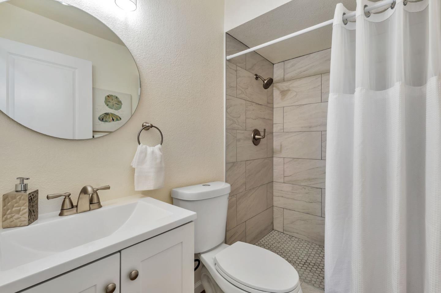 Detail Gallery Image 40 of 44 For 235 N 1st St, Los Banos,  CA 93635 - 4 Beds | 3 Baths