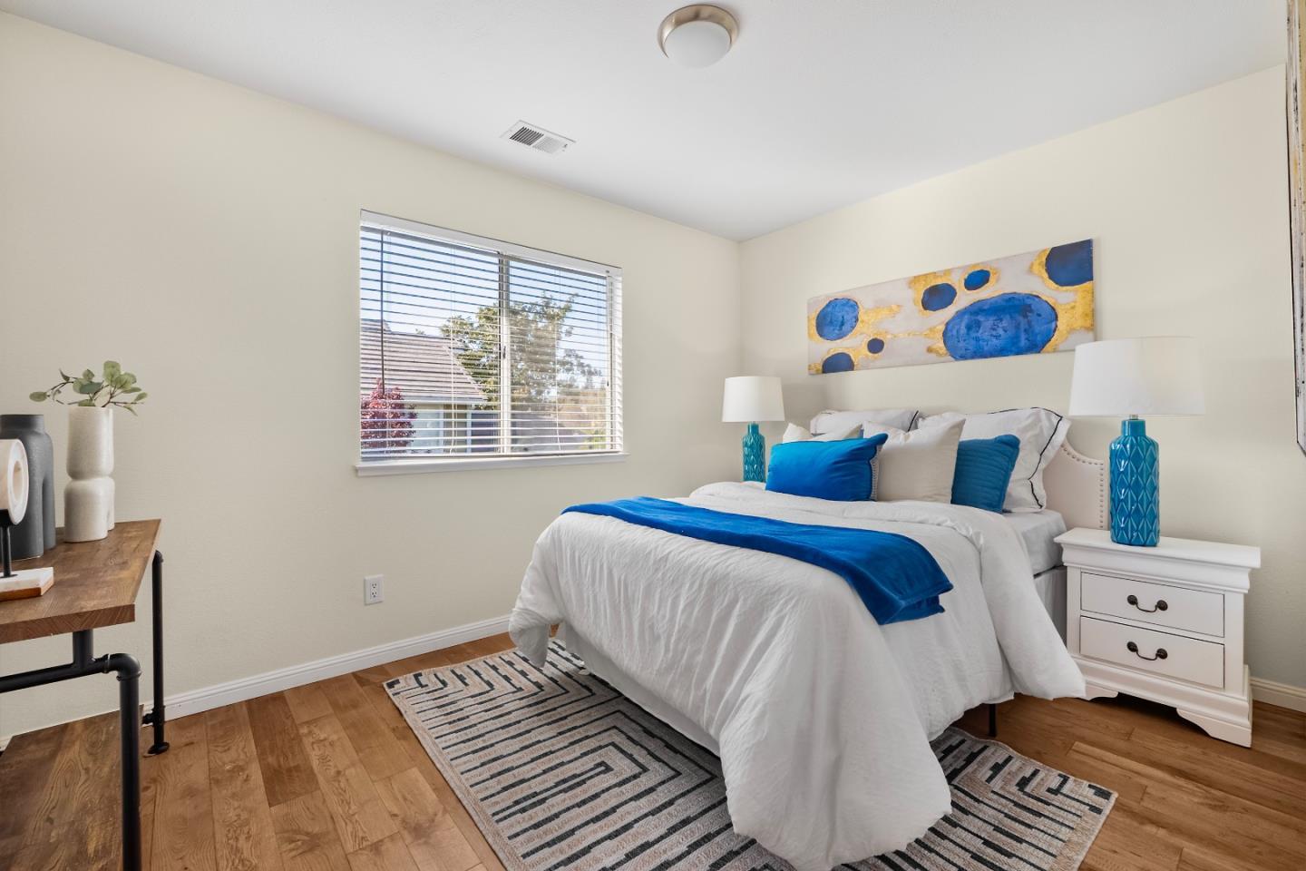Detail Gallery Image 15 of 25 For 395 Sandstone Dr, Fremont,  CA 94536 - 3 Beds | 2/1 Baths