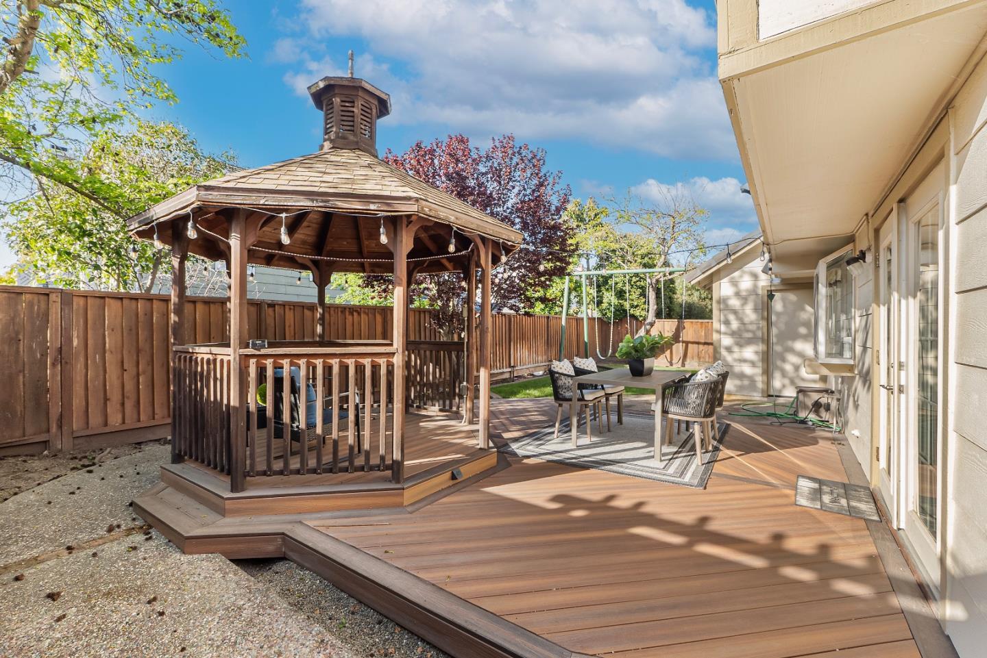 Detail Gallery Image 18 of 25 For 395 Sandstone Dr, Fremont,  CA 94536 - 3 Beds | 2/1 Baths