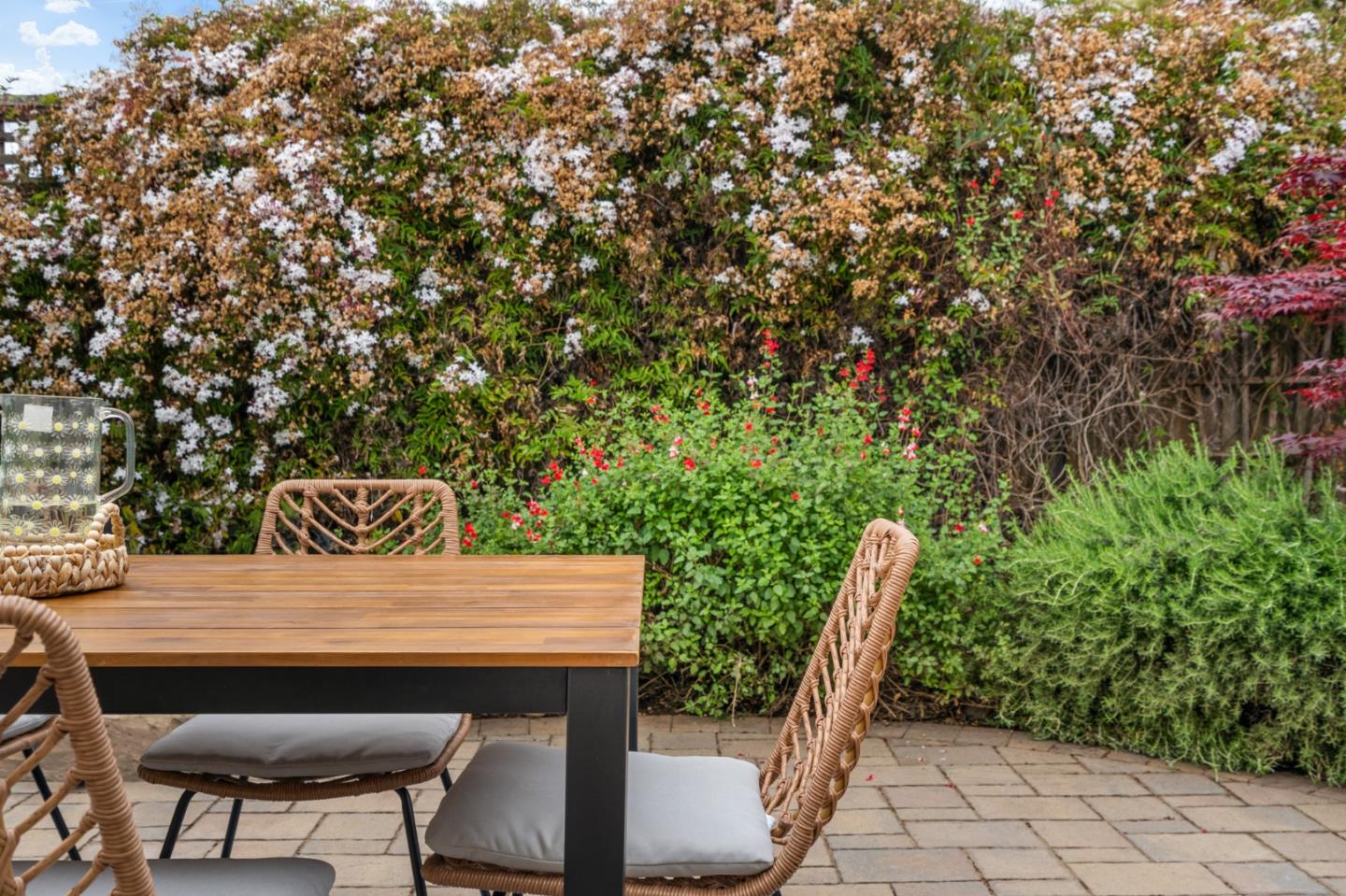 Detail Gallery Image 27 of 58 For 1394 Marlin Ave, Foster City,  CA 94404 - 4 Beds | 2/1 Baths
