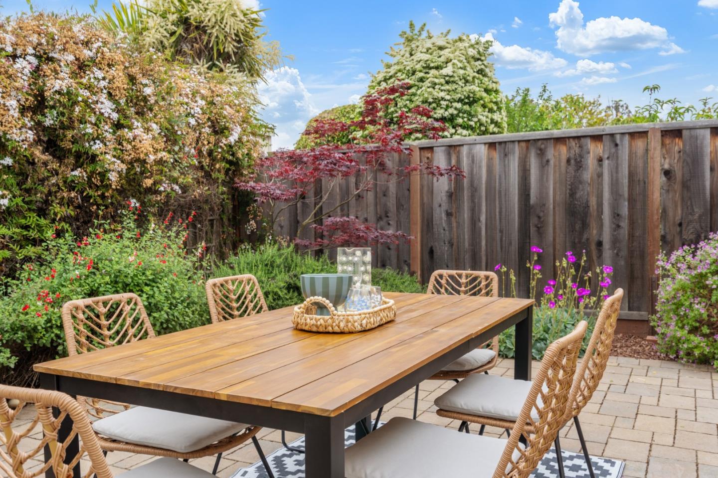 Detail Gallery Image 29 of 58 For 1394 Marlin Ave, Foster City,  CA 94404 - 4 Beds | 2/1 Baths
