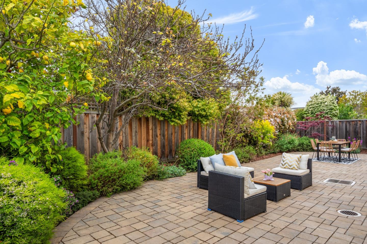 Detail Gallery Image 31 of 58 For 1394 Marlin Ave, Foster City,  CA 94404 - 4 Beds | 2/1 Baths