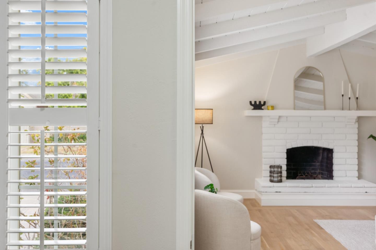 Detail Gallery Image 5 of 58 For 1394 Marlin Ave, Foster City,  CA 94404 - 4 Beds | 2/1 Baths