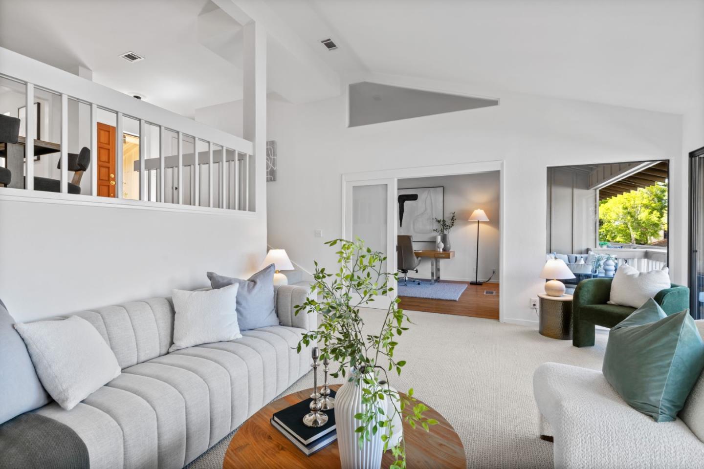 Detail Gallery Image 15 of 61 For 20 Calypso Ln, San Carlos,  CA 94070 - 3 Beds | 2/1 Baths