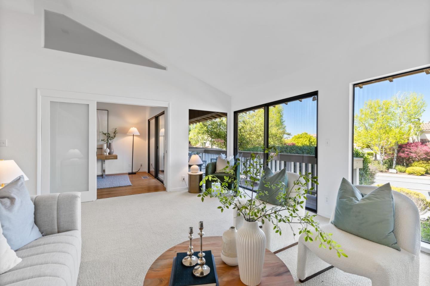 Detail Gallery Image 16 of 61 For 20 Calypso Ln, San Carlos,  CA 94070 - 3 Beds | 2/1 Baths