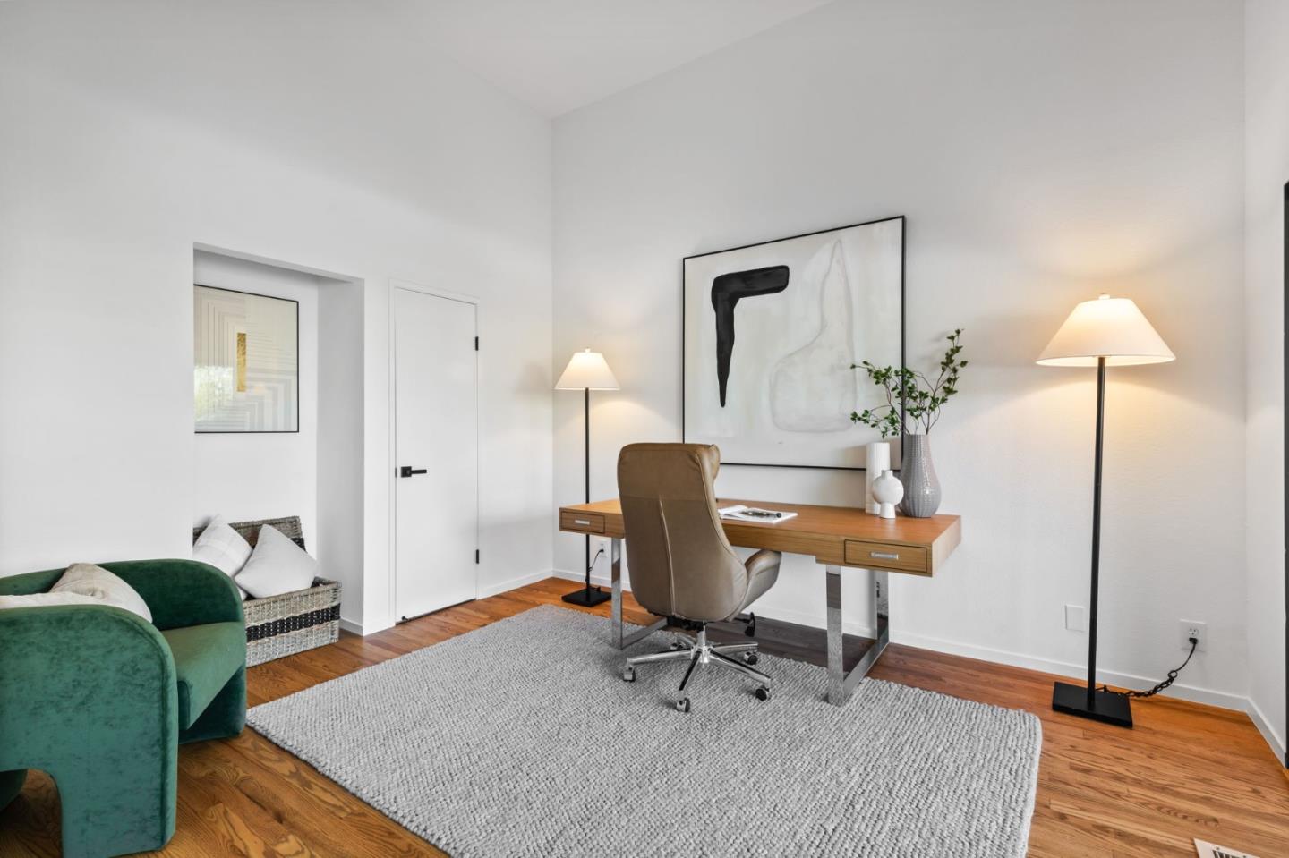 Detail Gallery Image 17 of 61 For 20 Calypso Ln, San Carlos,  CA 94070 - 3 Beds | 2/1 Baths