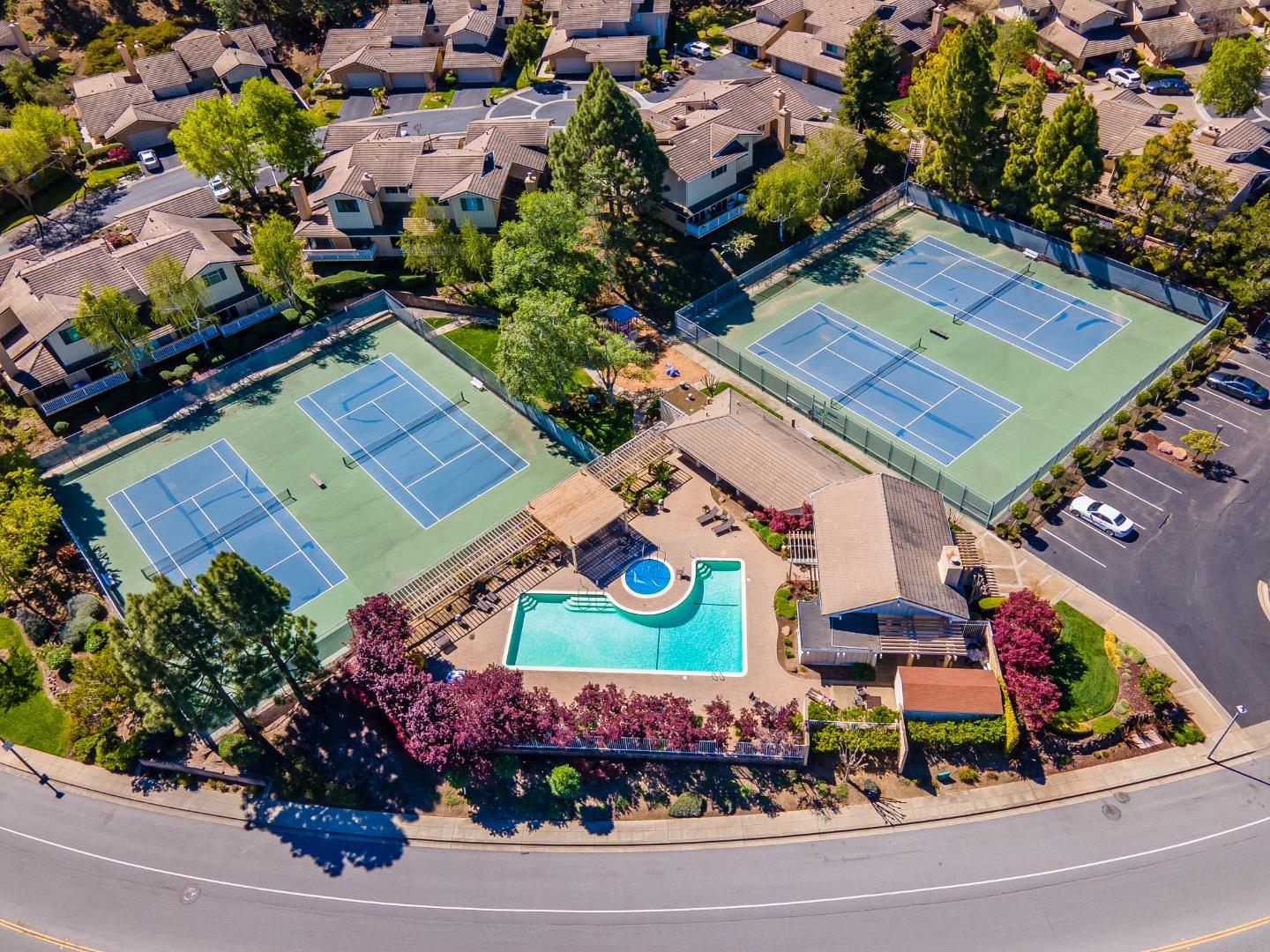 Detail Gallery Image 37 of 61 For 20 Calypso Ln, San Carlos,  CA 94070 - 3 Beds | 2/1 Baths