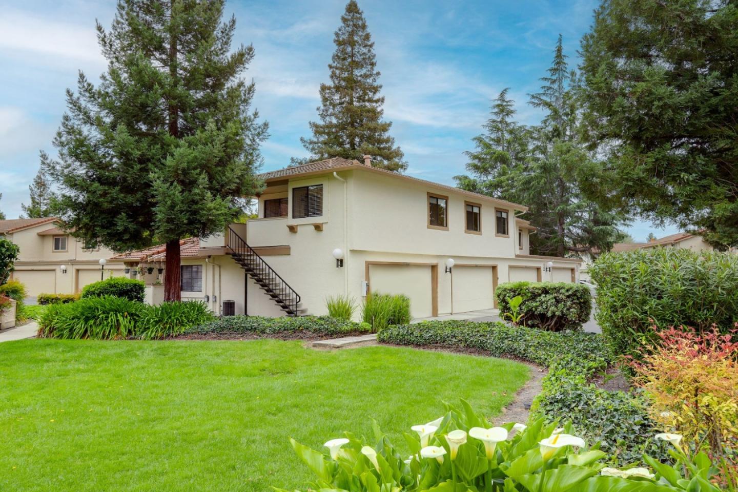Detail Gallery Image 1 of 41 For 5368 Colony Park Cir, San Jose,  CA 95123 - 2 Beds | 1 Baths