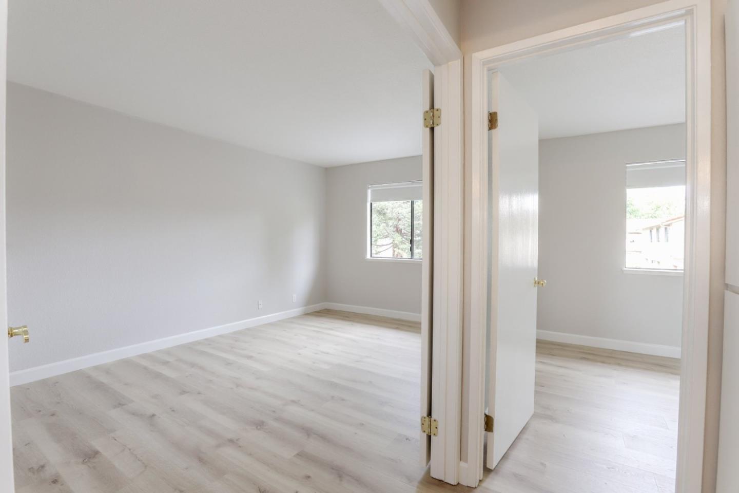 Detail Gallery Image 14 of 41 For 5368 Colony Park Cir, San Jose,  CA 95123 - 2 Beds | 1 Baths