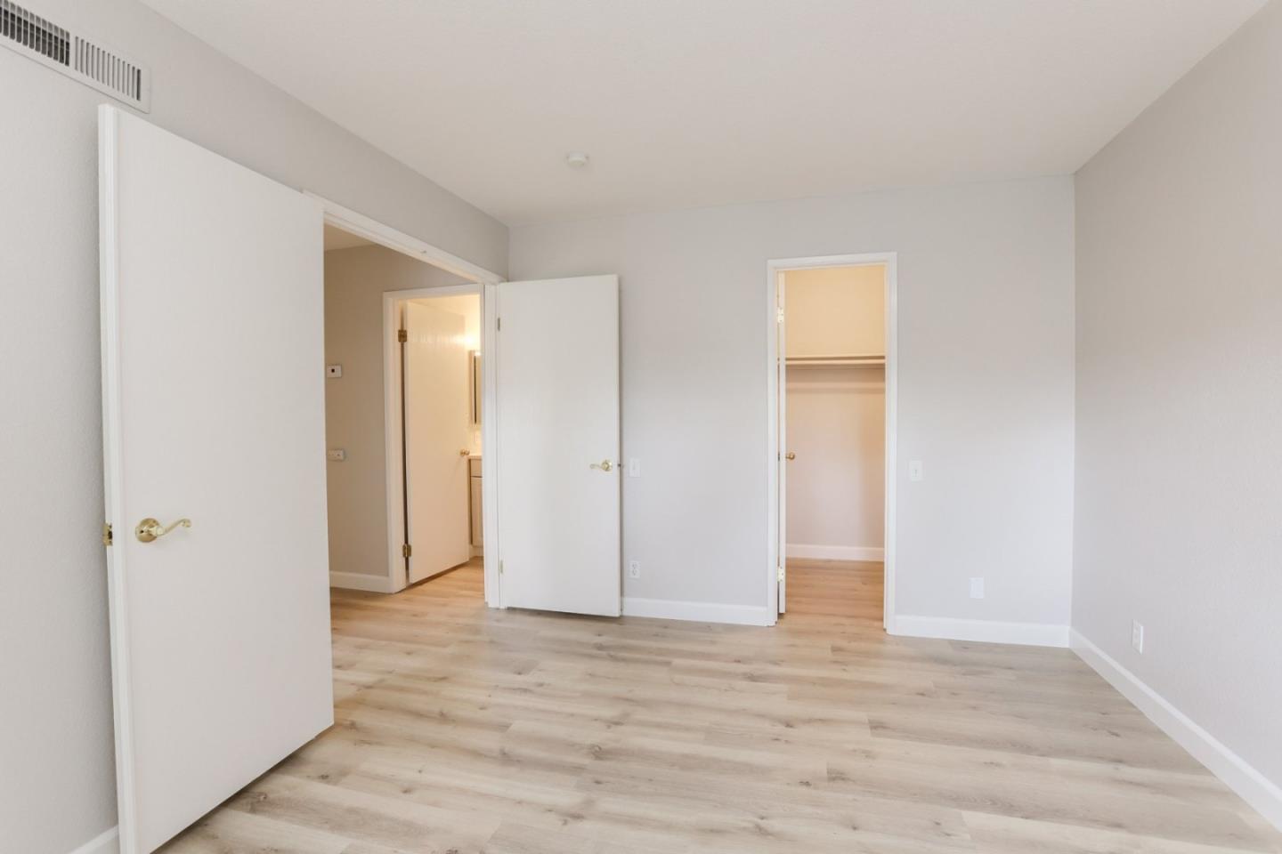 Detail Gallery Image 21 of 41 For 5368 Colony Park Cir, San Jose,  CA 95123 - 2 Beds | 1 Baths