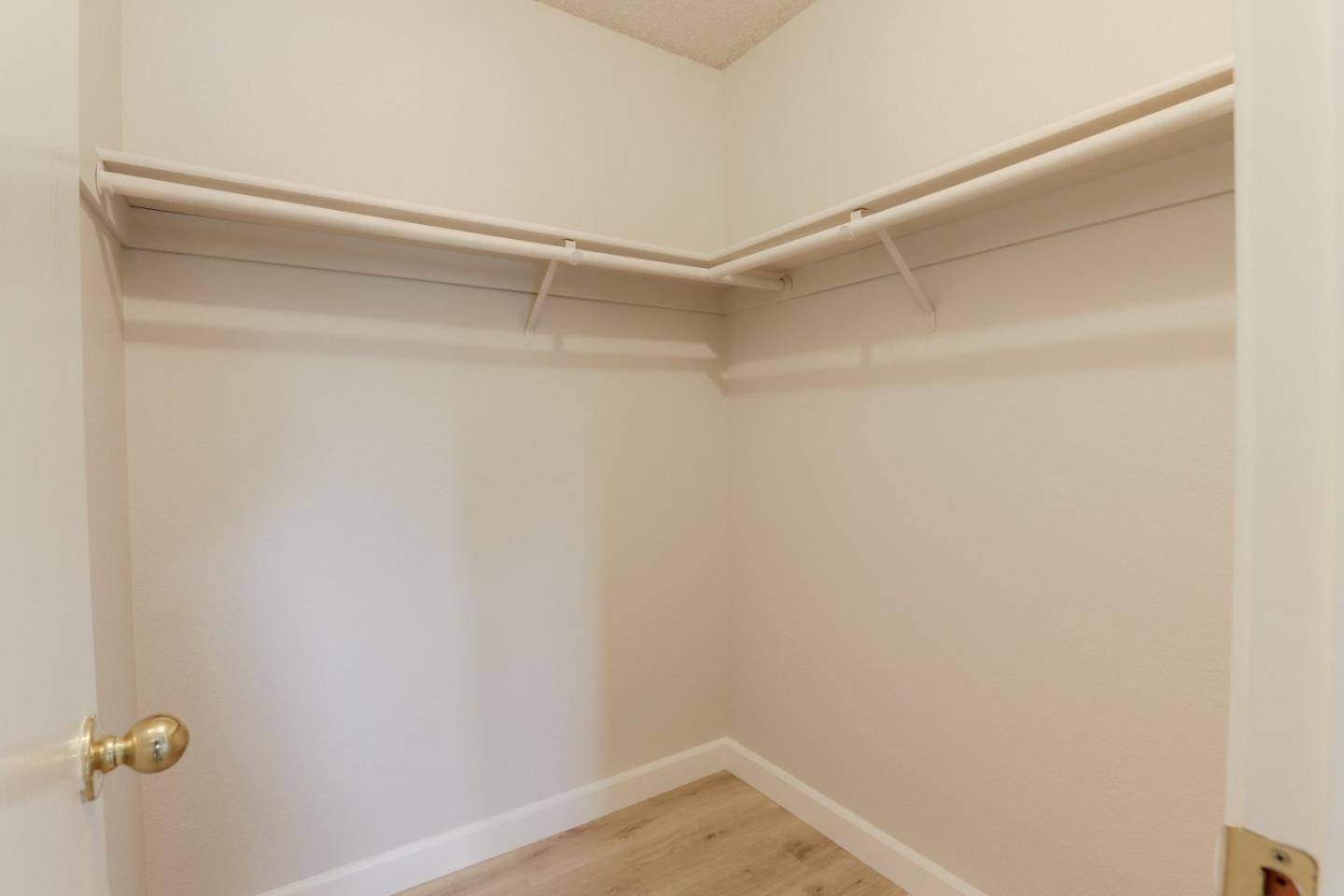 Detail Gallery Image 22 of 41 For 5368 Colony Park Cir, San Jose,  CA 95123 - 2 Beds | 1 Baths