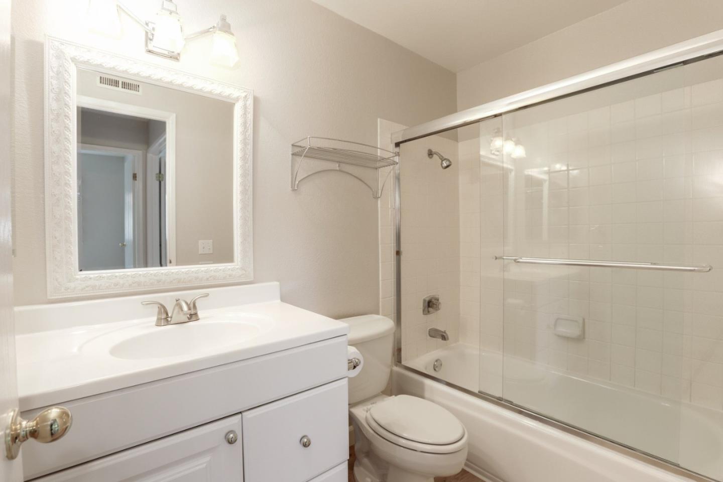 Detail Gallery Image 24 of 41 For 5368 Colony Park Cir, San Jose,  CA 95123 - 2 Beds | 1 Baths