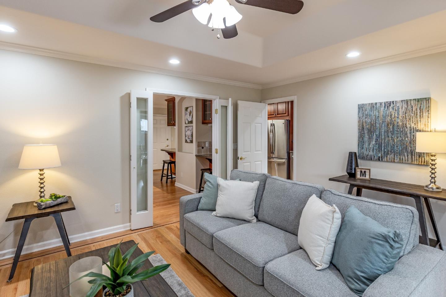 Detail Gallery Image 13 of 45 For 10424 Dempster Ave, Cupertino,  CA 95014 - 5 Beds | 3/1 Baths