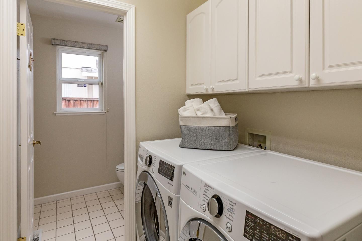 Detail Gallery Image 25 of 45 For 10424 Dempster Ave, Cupertino,  CA 95014 - 5 Beds | 3/1 Baths