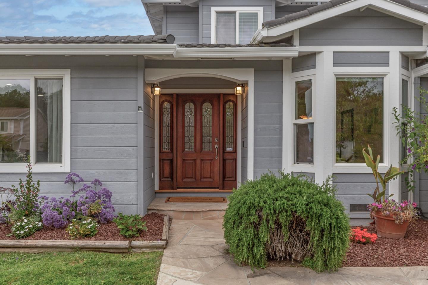 Detail Gallery Image 6 of 45 For 10424 Dempster Ave, Cupertino,  CA 95014 - 5 Beds | 3/1 Baths