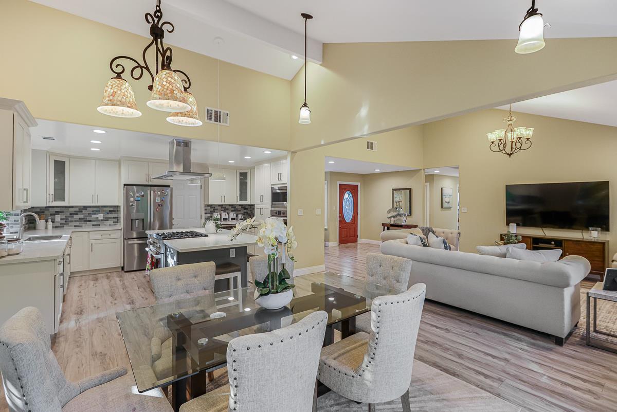 Detail Gallery Image 15 of 80 For 2886 Urzi Ct, San Jose,  CA 95135 - 4 Beds | 2/1 Baths