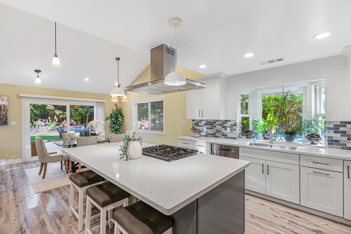 Detail Gallery Image 17 of 80 For 2886 Urzi Ct, San Jose,  CA 95135 - 4 Beds | 2/1 Baths