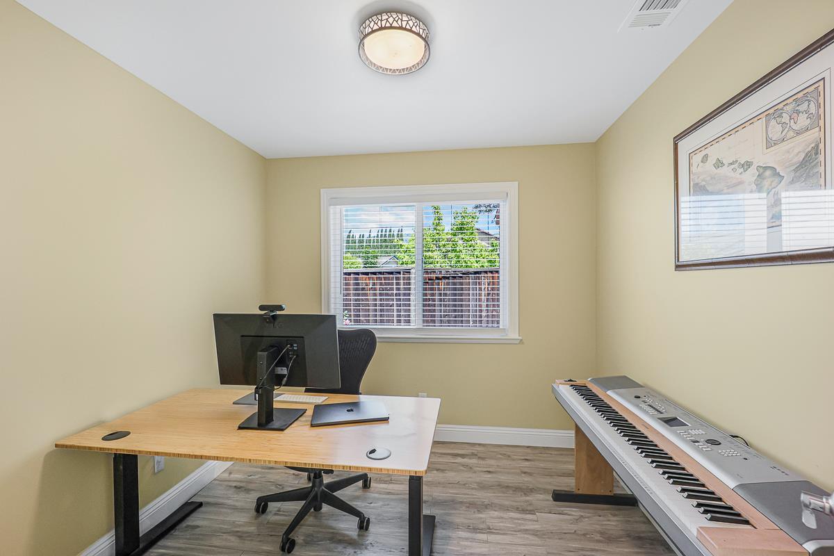 Detail Gallery Image 27 of 80 For 2886 Urzi Ct, San Jose,  CA 95135 - 4 Beds | 2/1 Baths