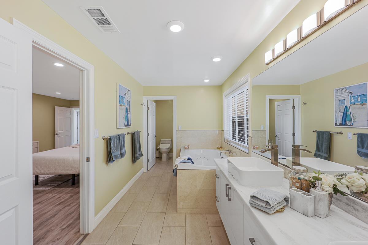 Detail Gallery Image 33 of 80 For 2886 Urzi Ct, San Jose,  CA 95135 - 4 Beds | 2/1 Baths
