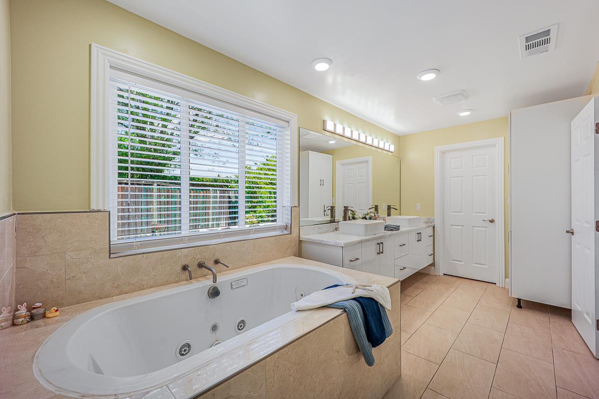Detail Gallery Image 36 of 80 For 2886 Urzi Ct, San Jose,  CA 95135 - 4 Beds | 2/1 Baths