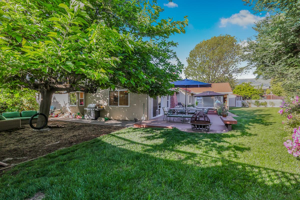 Detail Gallery Image 57 of 80 For 2886 Urzi Ct, San Jose,  CA 95135 - 4 Beds | 2/1 Baths