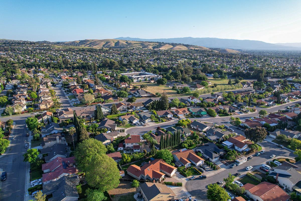 Detail Gallery Image 78 of 80 For 2886 Urzi Ct, San Jose,  CA 95135 - 4 Beds | 2/1 Baths