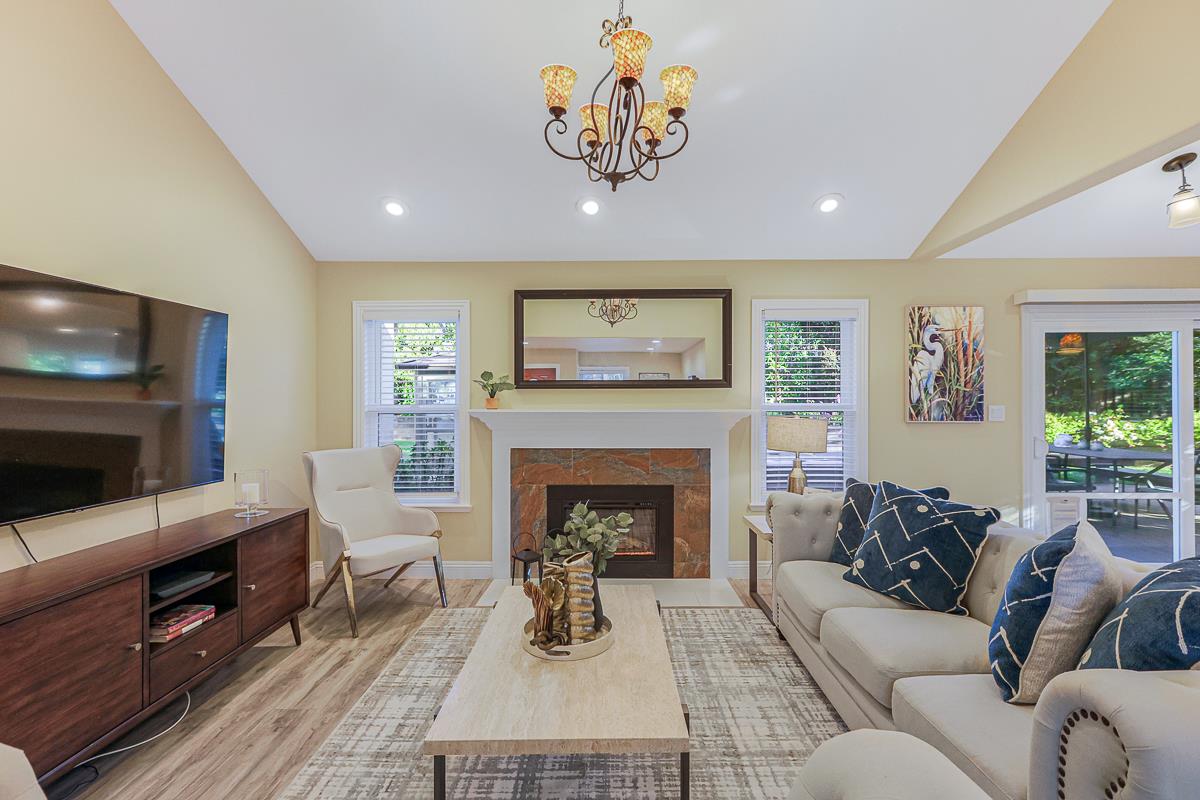 Detail Gallery Image 8 of 80 For 2886 Urzi Ct, San Jose,  CA 95135 - 4 Beds | 2/1 Baths