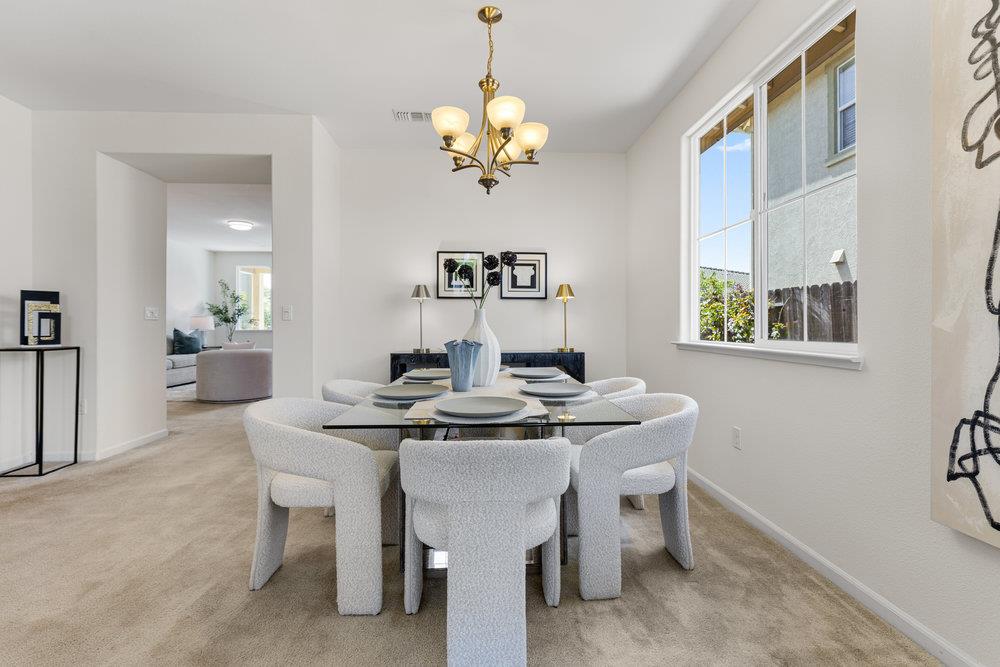 Detail Gallery Image 10 of 42 For 872 Geronimo St, Gilroy,  CA 95020 - 4 Beds | 2 Baths