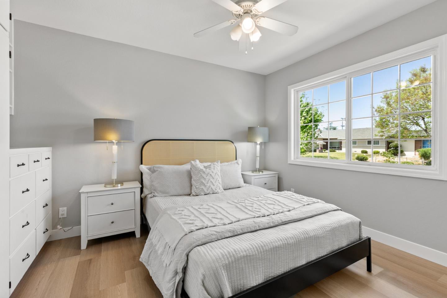 Detail Gallery Image 22 of 27 For 3302 Como Ln, San Jose,  CA 95118 - 4 Beds | 3 Baths
