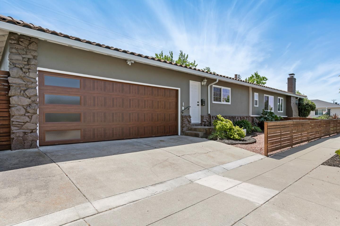 Detail Gallery Image 3 of 27 For 3302 Como Ln, San Jose,  CA 95118 - 4 Beds | 3 Baths