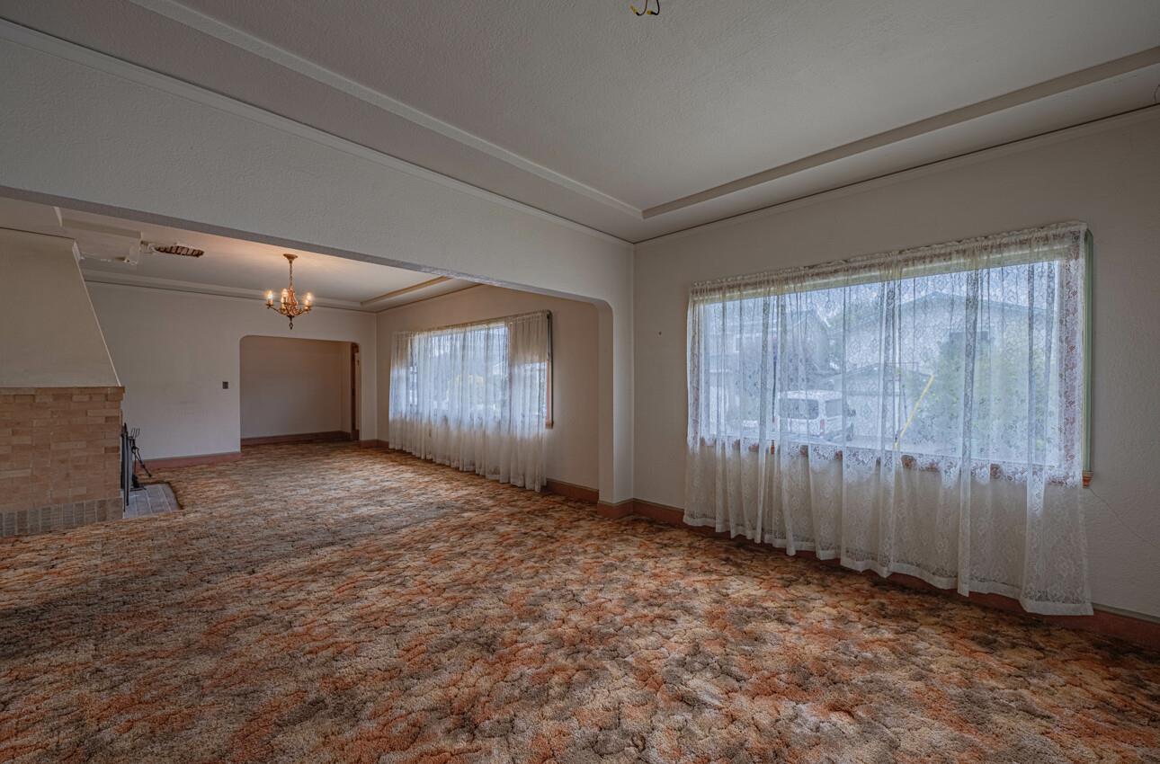 Detail Gallery Image 11 of 49 For 4705 Crystal St, Capitola,  CA 95010 - 3 Beds | 2 Baths