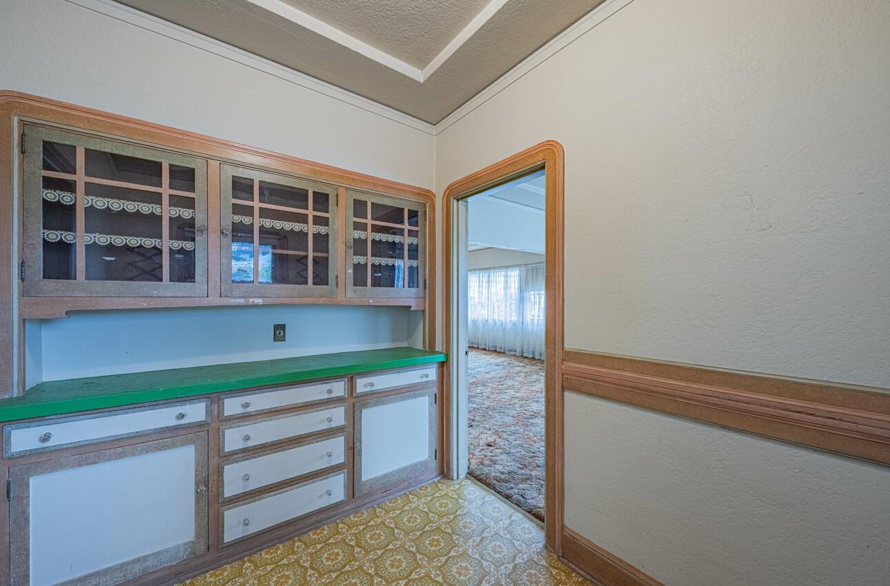 Detail Gallery Image 13 of 49 For 4705 Crystal St, Capitola,  CA 95010 - 3 Beds | 2 Baths