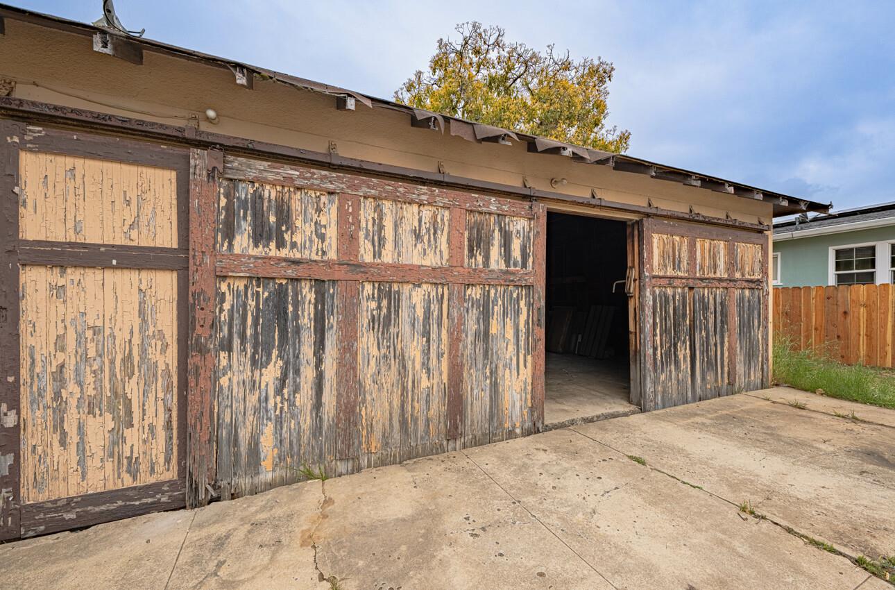 Detail Gallery Image 40 of 49 For 4705 Crystal St, Capitola,  CA 95010 - 3 Beds | 2 Baths