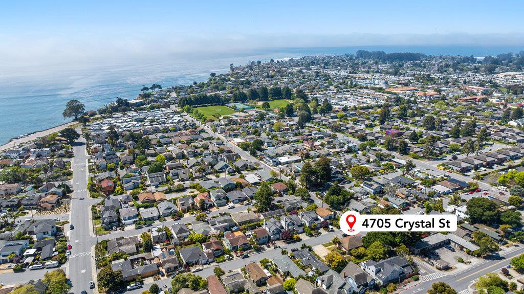 Detail Gallery Image 46 of 49 For 4705 Crystal St, Capitola,  CA 95010 - 3 Beds | 2 Baths