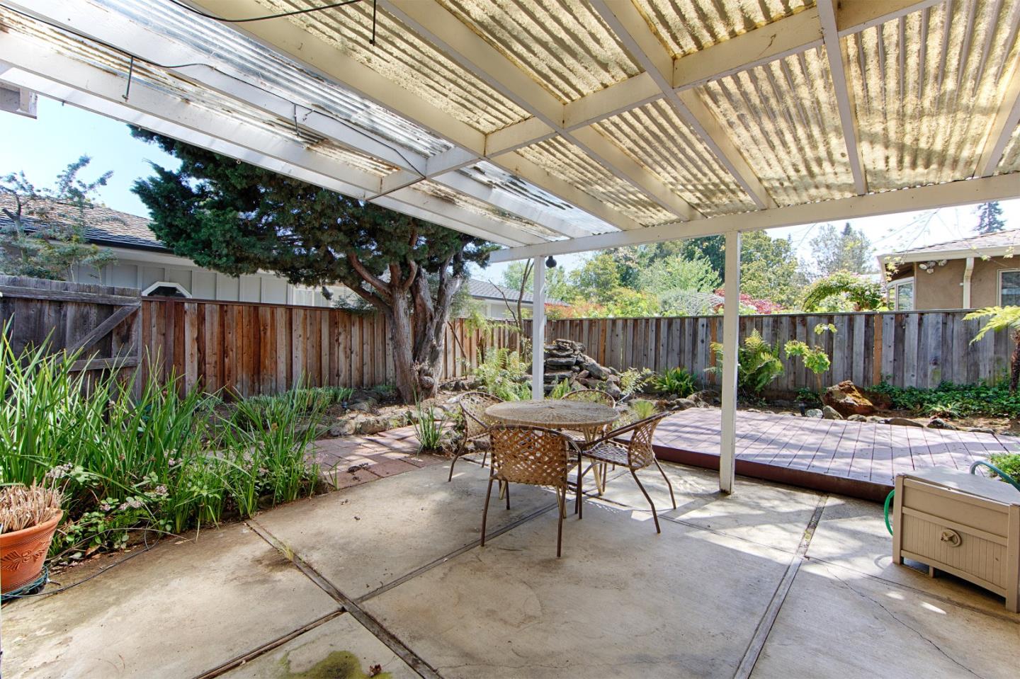 Detail Gallery Image 41 of 43 For 3810 Grove Ave, Palo Alto,  CA 94303 - 4 Beds | 2 Baths