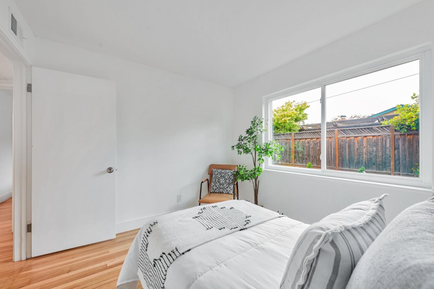 Detail Gallery Image 25 of 45 For 811 Orange Ave, Sunnyvale,  CA 94087 - 3 Beds | 2 Baths