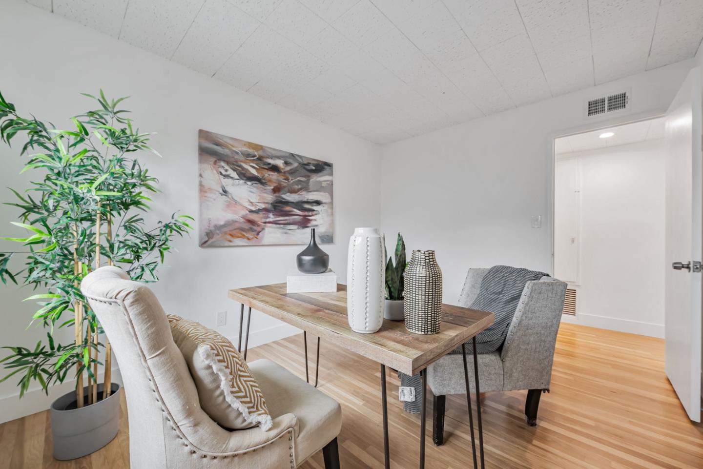 Detail Gallery Image 32 of 45 For 811 Orange Ave, Sunnyvale,  CA 94087 - 3 Beds | 2 Baths