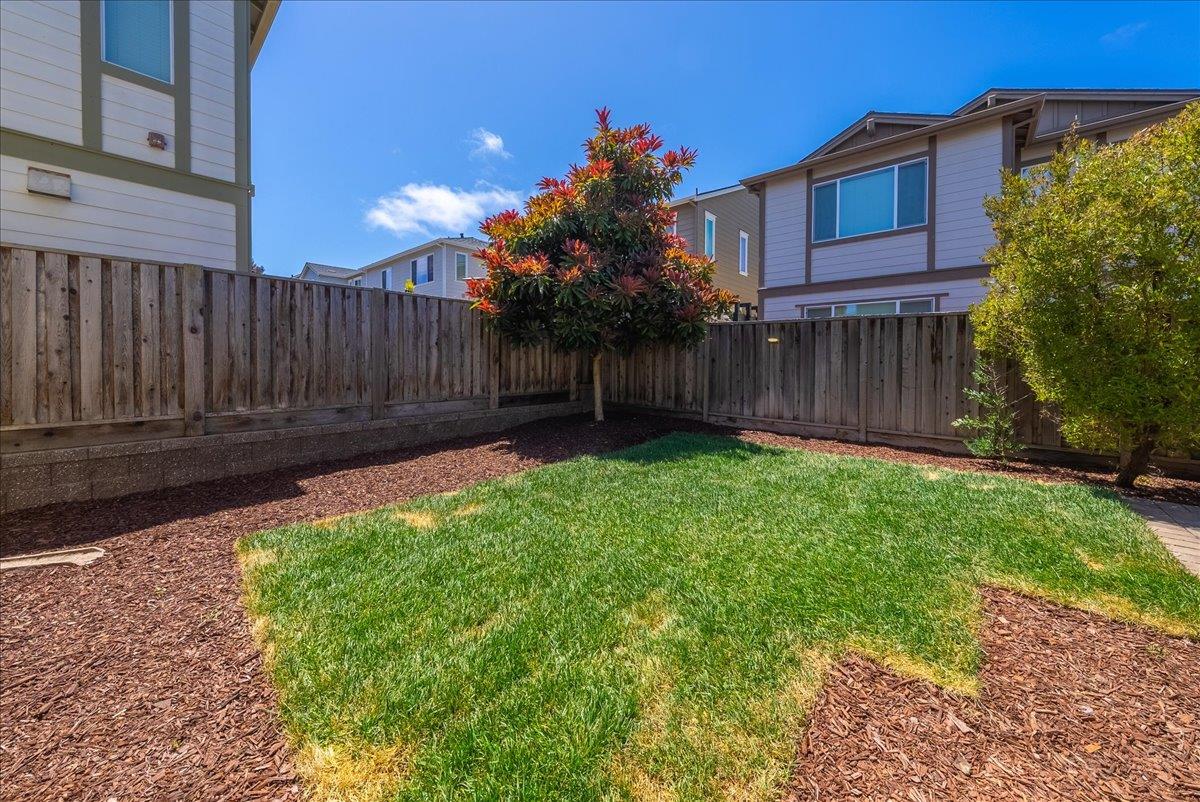 Detail Gallery Image 31 of 38 For 2727 Sea Glass Ave, Marina,  CA 93933 - 3 Beds | 2/1 Baths
