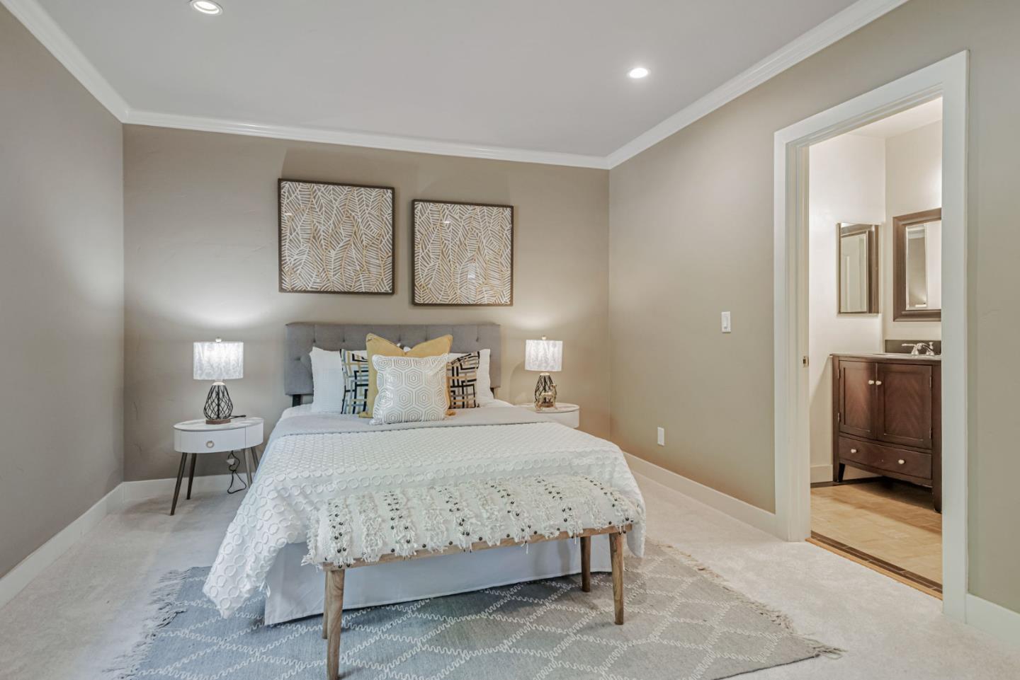 Detail Gallery Image 16 of 35 For 1632 Notre Dame Dr, Mountain View,  CA 94040 - 4 Beds | 3 Baths