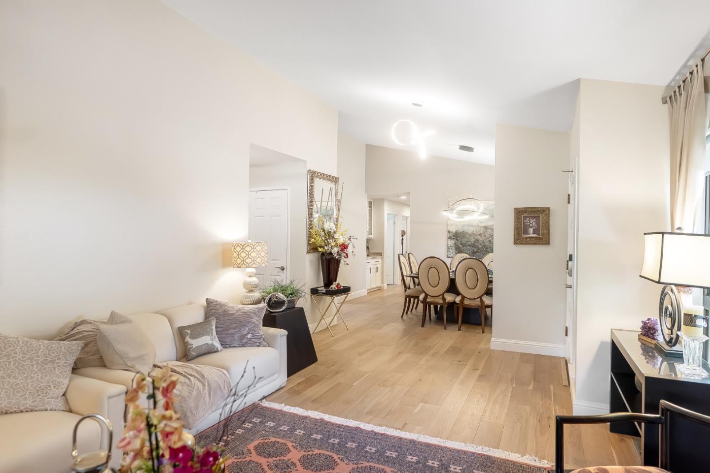 Detail Gallery Image 10 of 47 For 7133 via Solana, San Jose,  CA 95135 - 3 Beds | 2 Baths