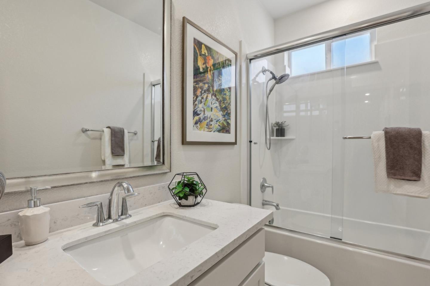 Detail Gallery Image 17 of 34 For 1400 Civic Center Dr #3,  Santa Clara,  CA 95050 - 3 Beds | 3/1 Baths