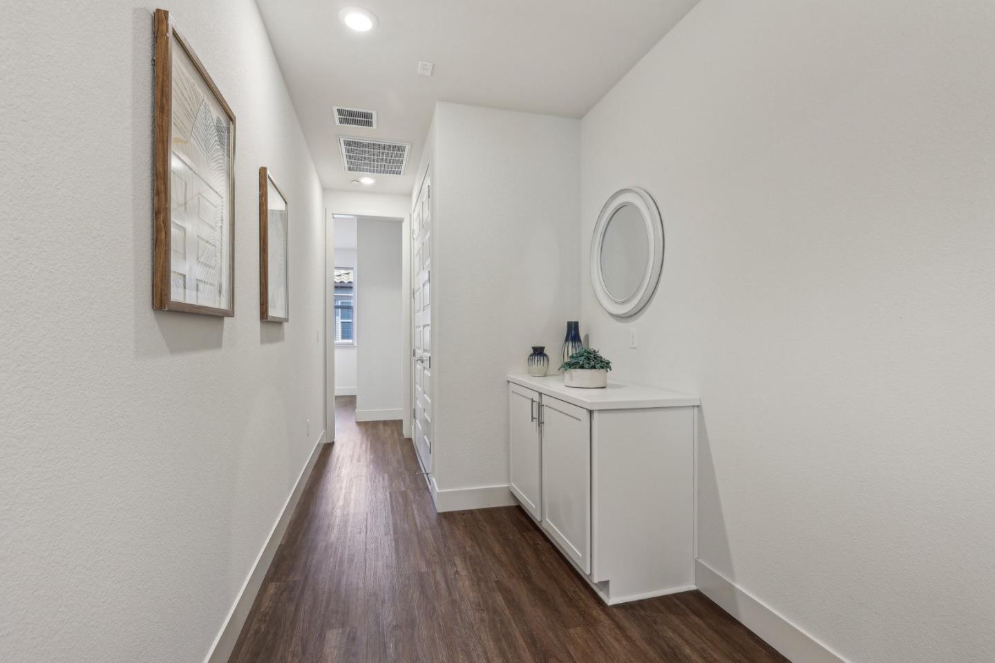 Detail Gallery Image 20 of 34 For 1400 Civic Center Dr #3,  Santa Clara,  CA 95050 - 3 Beds | 3/1 Baths