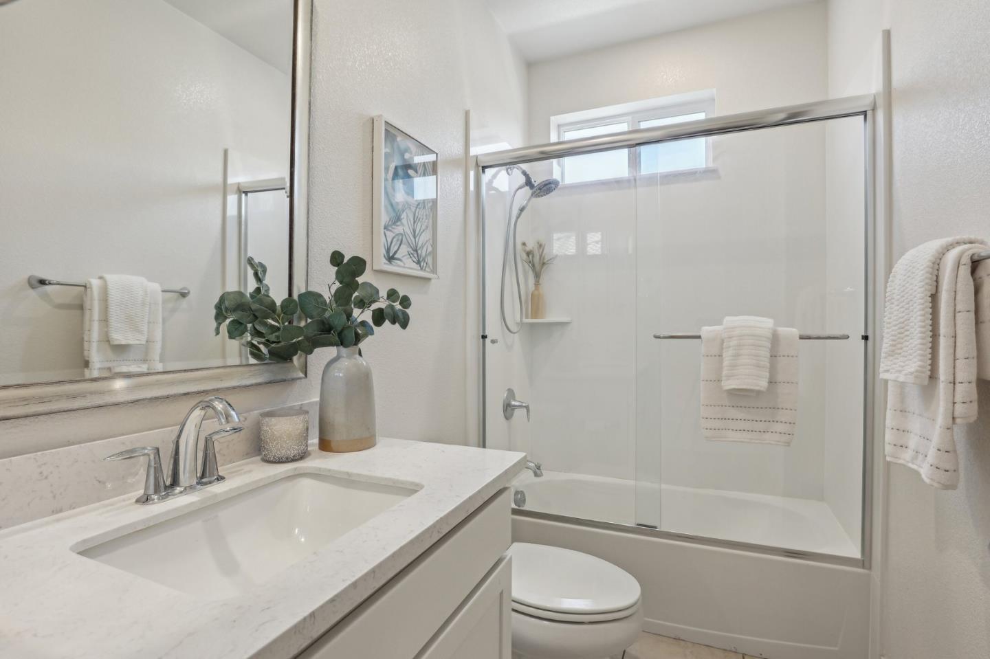 Detail Gallery Image 23 of 34 For 1400 Civic Center Dr #3,  Santa Clara,  CA 95050 - 3 Beds | 3/1 Baths