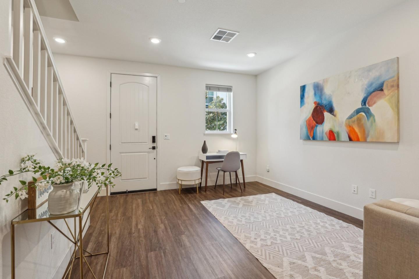 Detail Gallery Image 4 of 34 For 1400 Civic Center Dr #3,  Santa Clara,  CA 95050 - 3 Beds | 3/1 Baths