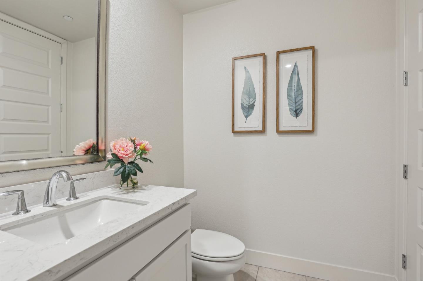 Detail Gallery Image 6 of 34 For 1400 Civic Center Dr #3,  Santa Clara,  CA 95050 - 3 Beds | 3/1 Baths
