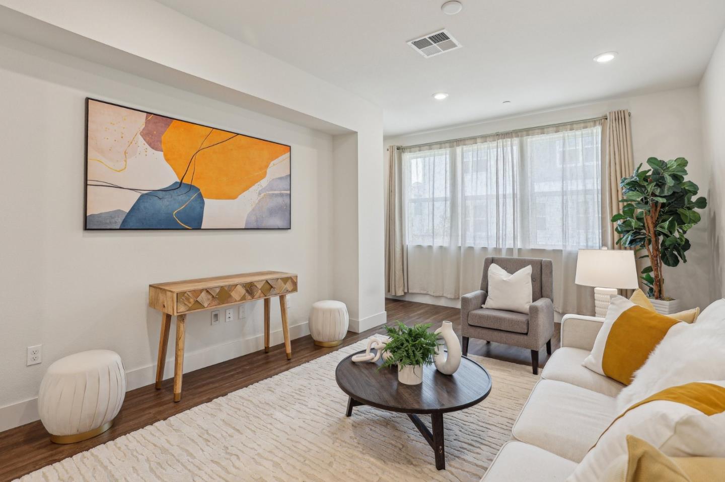 Detail Gallery Image 9 of 34 For 1400 Civic Center Dr #3,  Santa Clara,  CA 95050 - 3 Beds | 3/1 Baths