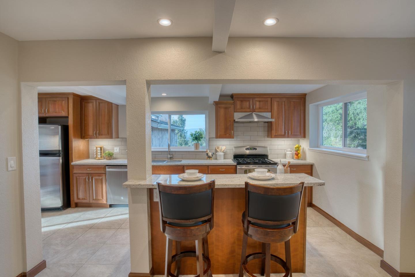 Detail Gallery Image 17 of 48 For 18800 Withey Rd, Monte Sereno,  CA 95030 - 4 Beds | 2/1 Baths