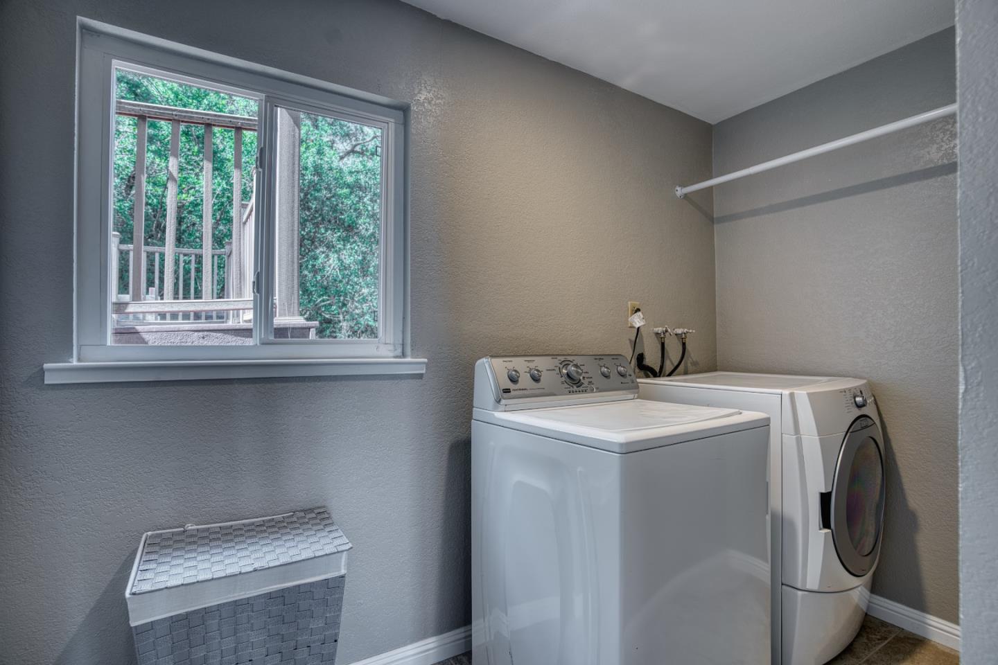 Detail Gallery Image 23 of 48 For 18800 Withey Rd, Monte Sereno,  CA 95030 - 4 Beds | 2/1 Baths